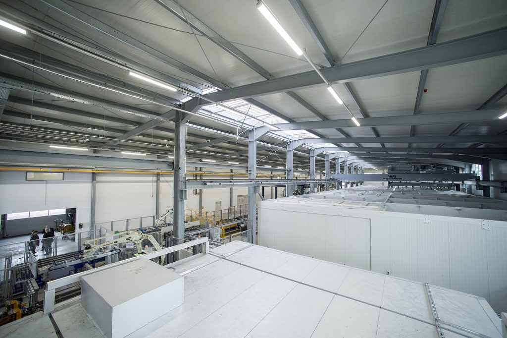 Produktionshalle, von der Bühne aus gesehen